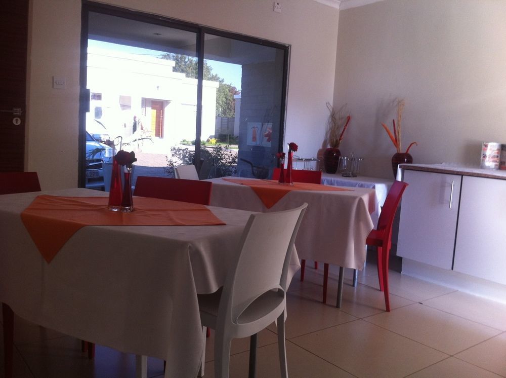 Hill View Inn Serowe Esterno foto